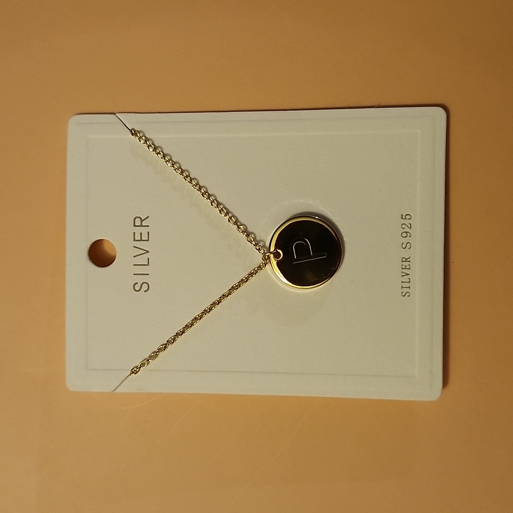 New Dainty Valloey Initial Pendant Necklace
